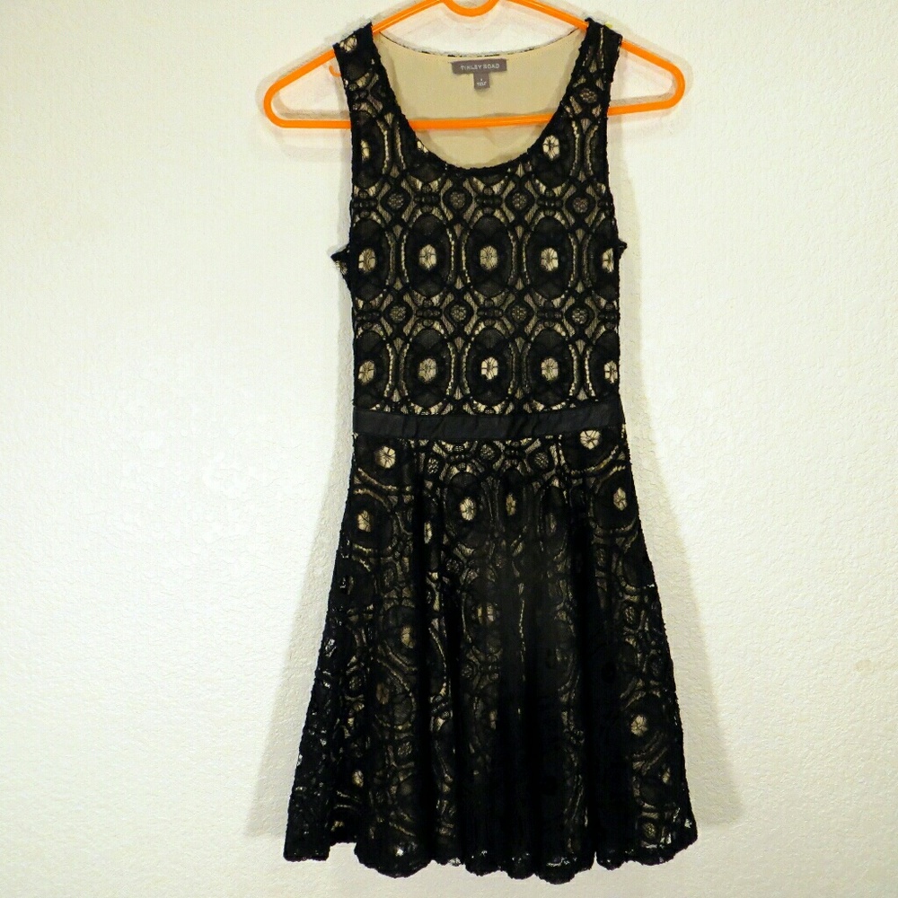 Tinley Road Black Lace Cream Open Back Dress Small